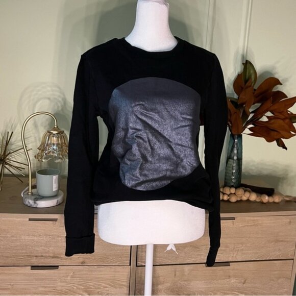 Vintage FOREVER21 Black & Metallic Silver Graphic Crewneck Sweater 100% Cotton S - Picture 1 of 16